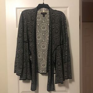 Dana Buchanan Misses Black and White Sweater (XL)